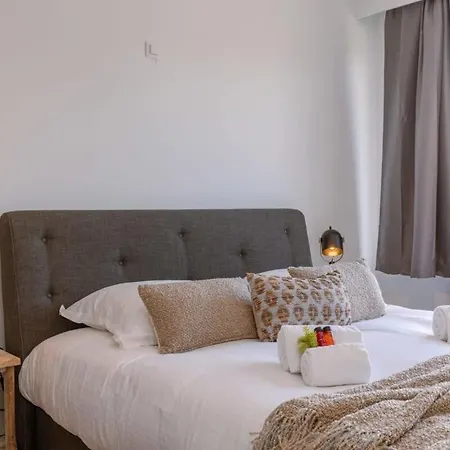Huswell - Cosy With Vintage Interior Appartamento De Haan