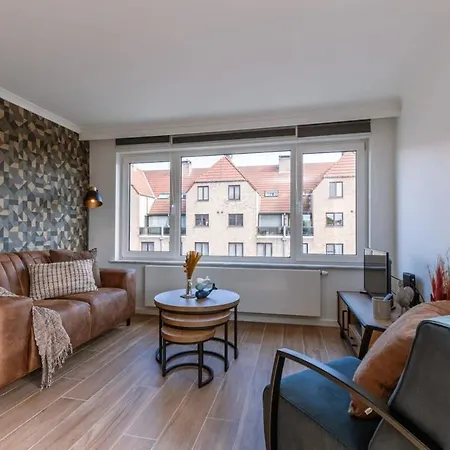 Appartamento Huswell - Cosy With Vintage Interior De Haan